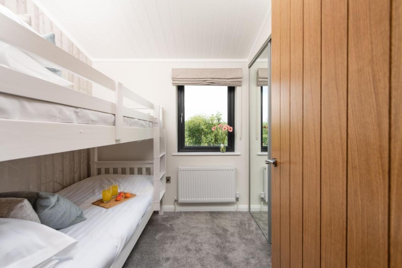 Lilac Lodge, 22 Roadford Lake Lodges Lifton Esterno foto