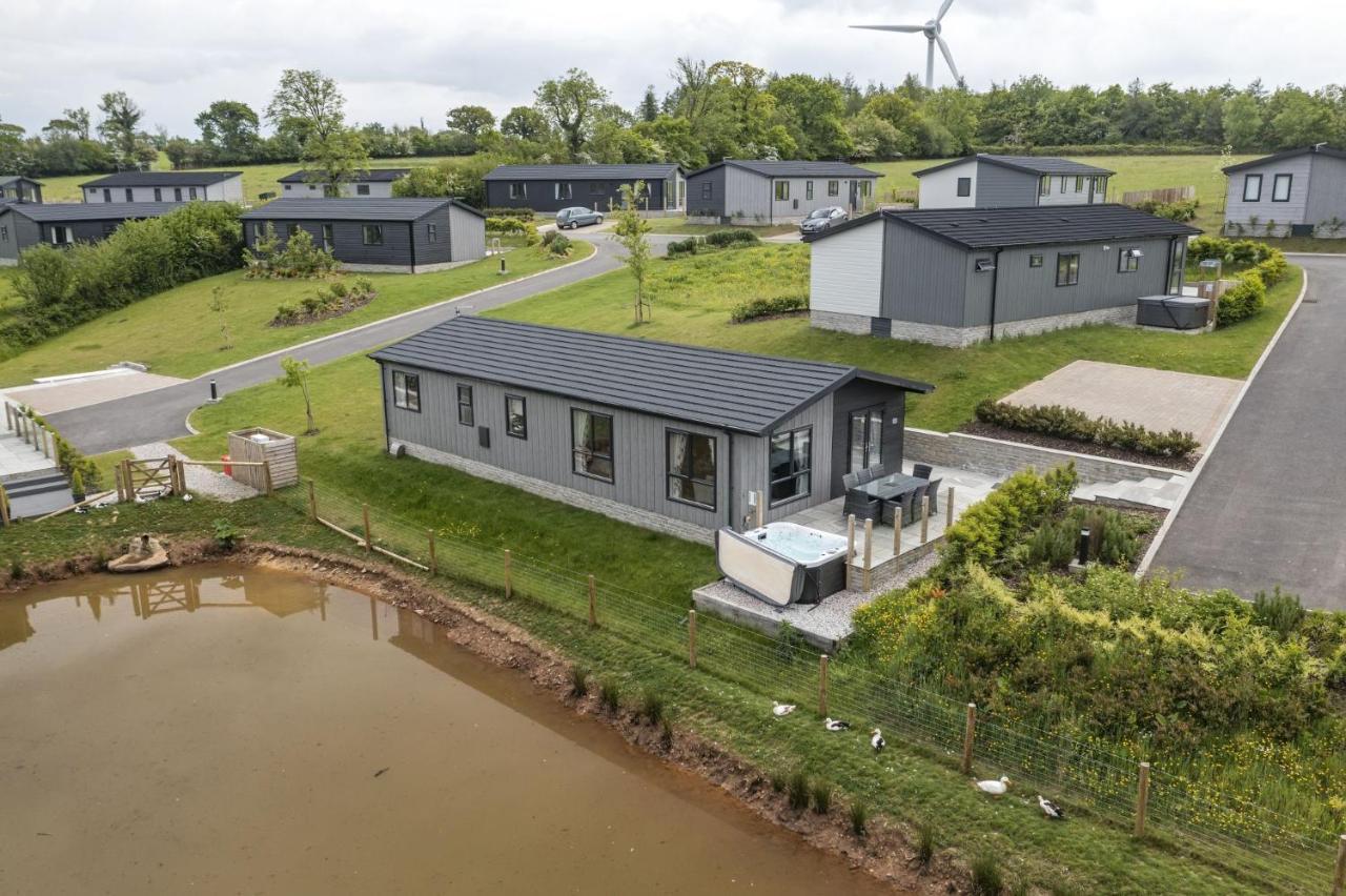 Lilac Lodge, 22 Roadford Lake Lodges Lifton Esterno foto